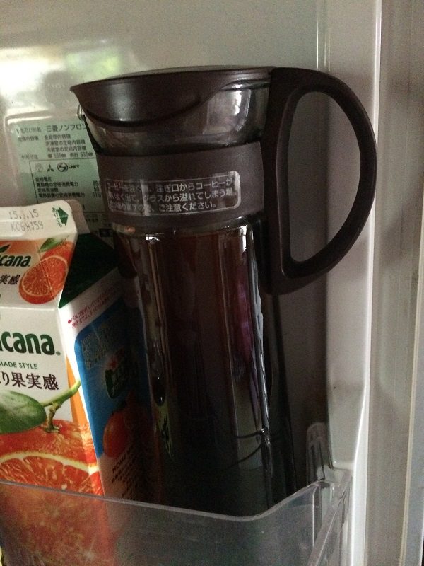 ハリオ水出しコーヒーを冷蔵庫で冷やす