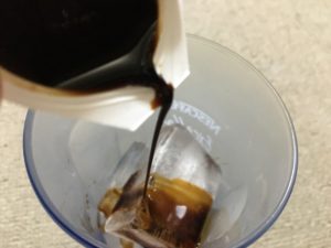 ポーションを注ぐ